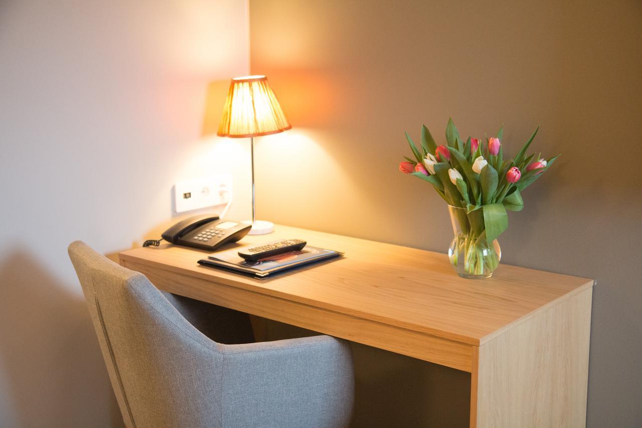 Hotell Aston คาร์ลส์ครูนา ภายนอก รูปภาพ